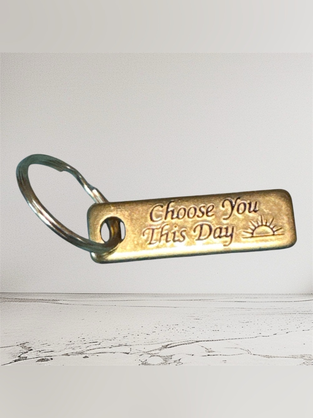 Gold Tone Keyring Tag 'Choose You This Day'